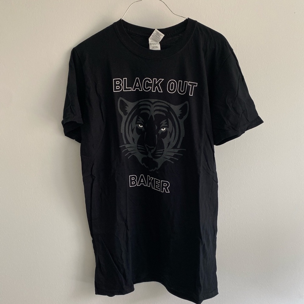Princeton Hockey "Black Out Baker" Tshirt NWT